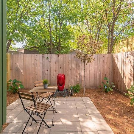 Secret Garden Apartment Сан Антонио Екстериор снимка